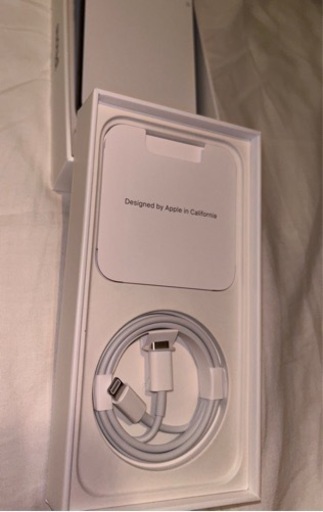 iPhone 13  128GB ミッドナイト  新品未使用！
