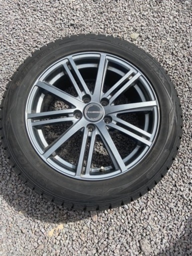 スタッドレスタイヤホイール4本セット