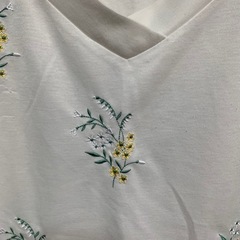 【お話し中】レディース　小花柄　Mの画像
