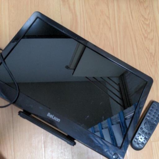 液晶テレビ　16インチ　リモコン付き
