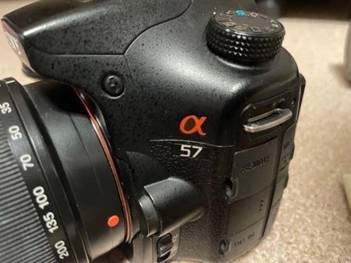 一眼レフSONY α57 ズームレンズ2個付き
