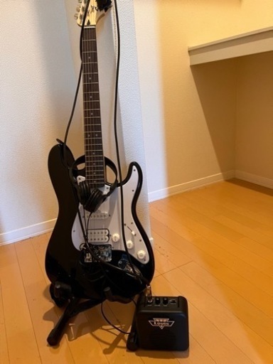 エレキギター　ブラック