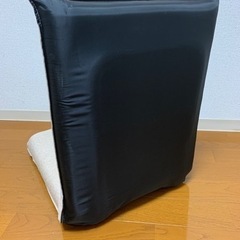 【🌼お話し中🌼】シンプルな座椅子の画像