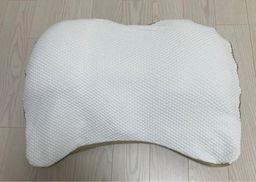 ギガ枕　昭和西川