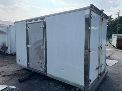 No.820 保冷バン 2ｔ 車  アルミ 箱 バイク 倉庫 トラック コンテナ 米 保管庫 物置 DIY