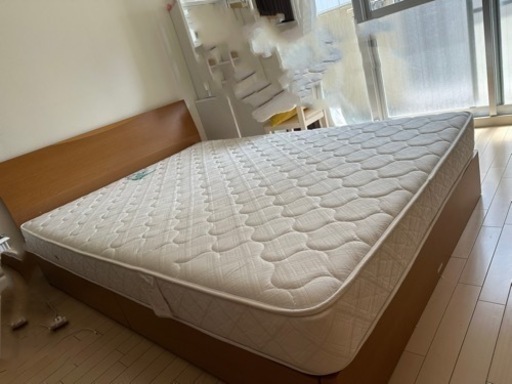 引き出し収納付きダブル　マットレス付き