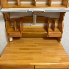 取りに来ていただける方に。学習机（椅子なし）の画像