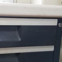 ⭐スチールデスク (事務机)の画像