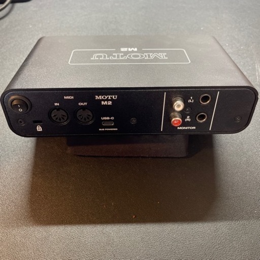 MOTU M2