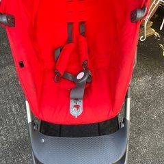 ベビーカー　2500円