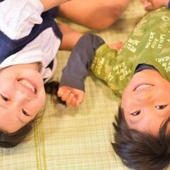 【株式会社アミー《西新井エリア》保育士/登録制/資格者歓迎/無資格の方も◎】月1回～OK！☆平日・土日どちらだけでもOK！☆講習会やイベント会場などのキッズスペースでお子様と安全に楽しく遊ぶお仕事です！の画像