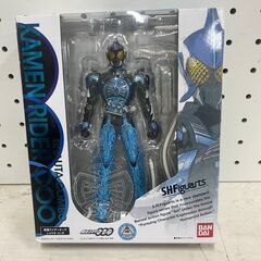 【C-916】バンダイ S.H.Figuarts  仮面ライダー...