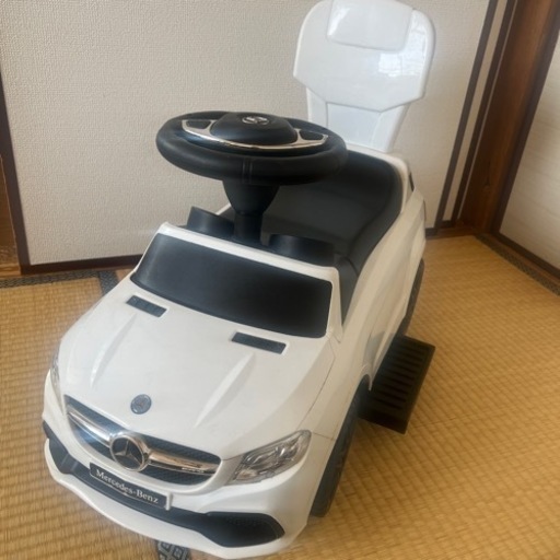 お取引き決定しましたベンツ　乗用　おもちゃ　足けり　足蹴り　手押し