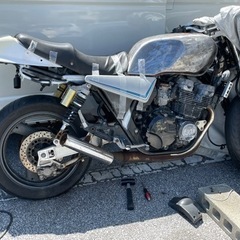 XJR400   XJ750Eと 初期型RZテール