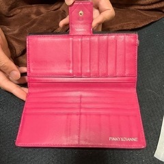 PINKY&DIANNE長財布の画像