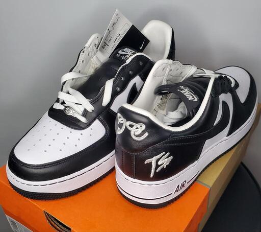 スニーカー NIKE  AIR FORCE 1 LOW QS TS WHITE/BLACK