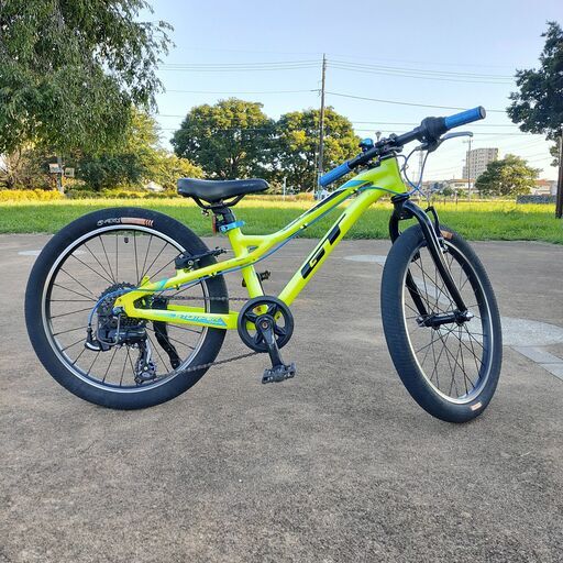 2017 GT STOMPER PRIME 20 ネオンイエロー (20インチ キッズ マウンテンバイク)