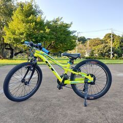 2017 GT STOMPER PRIME 20 ネオンイエロー (20インチ キッズ マウンテンバイク)の画像