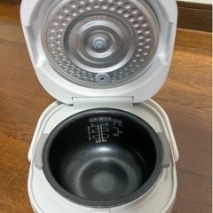 【お譲り先決定】シャープ3合炊き炊飯ジャーの画像