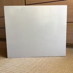 書類収納ケース　外はスチール　引き出しはプラスチックの画像