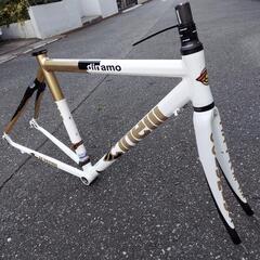 激レア🇮🇹cinelli チネリdinamo ロードバイクフレームの画像
