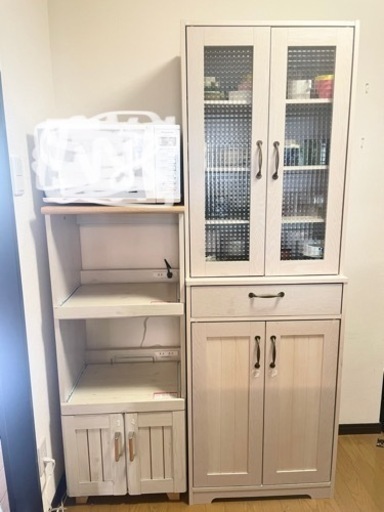 食器棚　家電棚　　ベージュ　美品　　¥5000