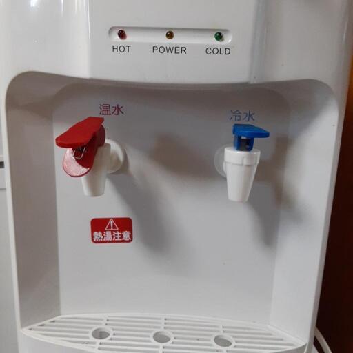 ペットボトルを差して使えるウォーターサーバー！