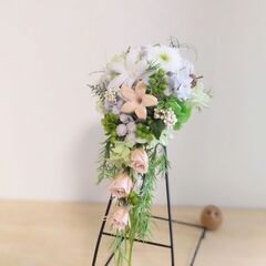 プリザーブドフラワーを使ったアレンジです♪の画像