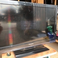 Panasonic. VIERA. テレビ　TH-L24c3