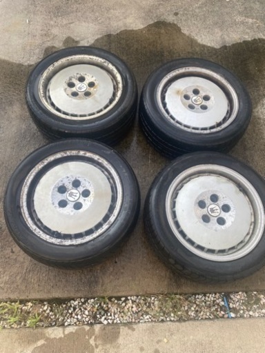 マセラティ　ホイール