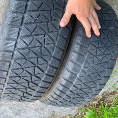 ハリアー エクストレイル　レクサスNXなどに　2本　235 55 18 ブリジストン　スタッドレスの画像