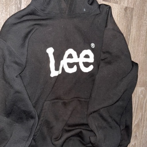leeトレーナー