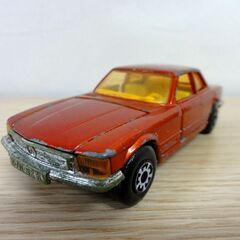 ■マッチボックス メルセデス 350SLC ミニカー 10.5c...