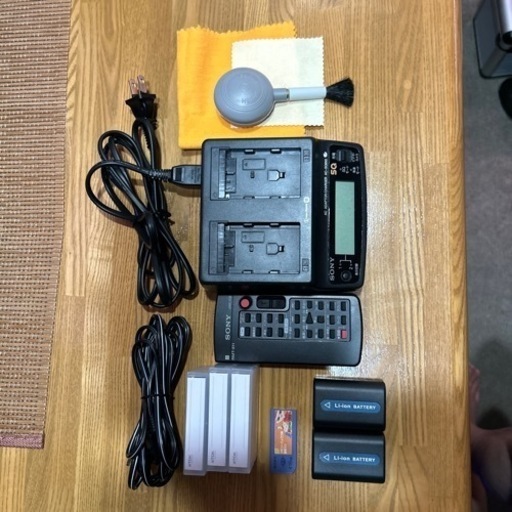 動作品 SONYビデオカメラ DCR-TRV50