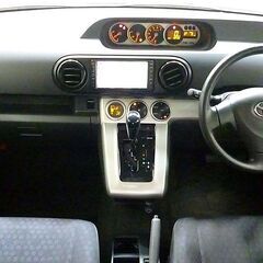 【荷物もたくさん詰めて車内が広い車！！】　四角いフォルムなので視...