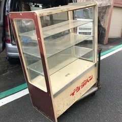 お取引感謝【早めに】イケダパン・ショーケース・無料の画像