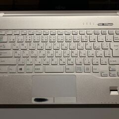 富士通◆ LIFEBOOK SH90/X★ノートパソコン PC◆大学生モデルの画像
