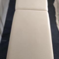 マッサージベッド