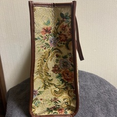 axes femmeバッグの画像