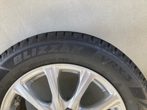 165/65/R14 冬タイヤBLIZZAK VRX3 2021年製