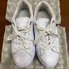トミーヒルフィガーレディーススニーカー