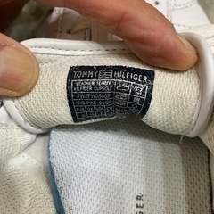 トミーヒルフィガーレディーススニーカーの画像