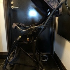 中古B型ベビーカー　ピジョンの画像