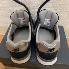 ニューバランス　キッズ　スニーカーの画像