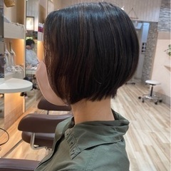 平日、土日 18時30分～のみ無料でショートにさせて頂ける女性募...