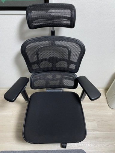 【値下げ】【美品＋一部キズあり】エルゴヒューマンプロ オットマン付き