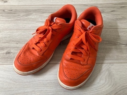 【NIKE】DUNKオレンジ