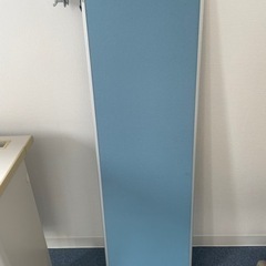 オフィス用デスクの画像