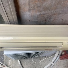エアコンあげます。