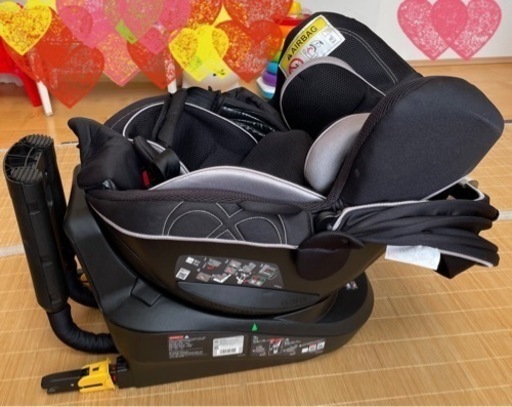 (受け渡し予定者決定済)AILEBEBE KURUTTO4i プラチナブラック　チャイルドシート